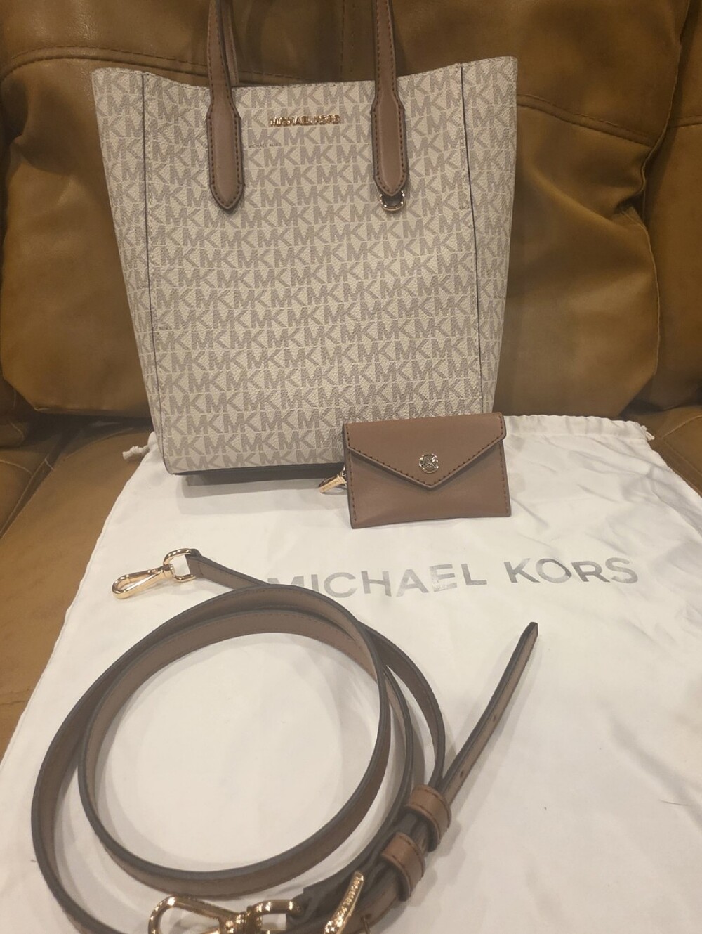MICHAEL KORS~Vincent Signature Logo Tote Bag With Card Case, NWOT - Picture 4 of 16